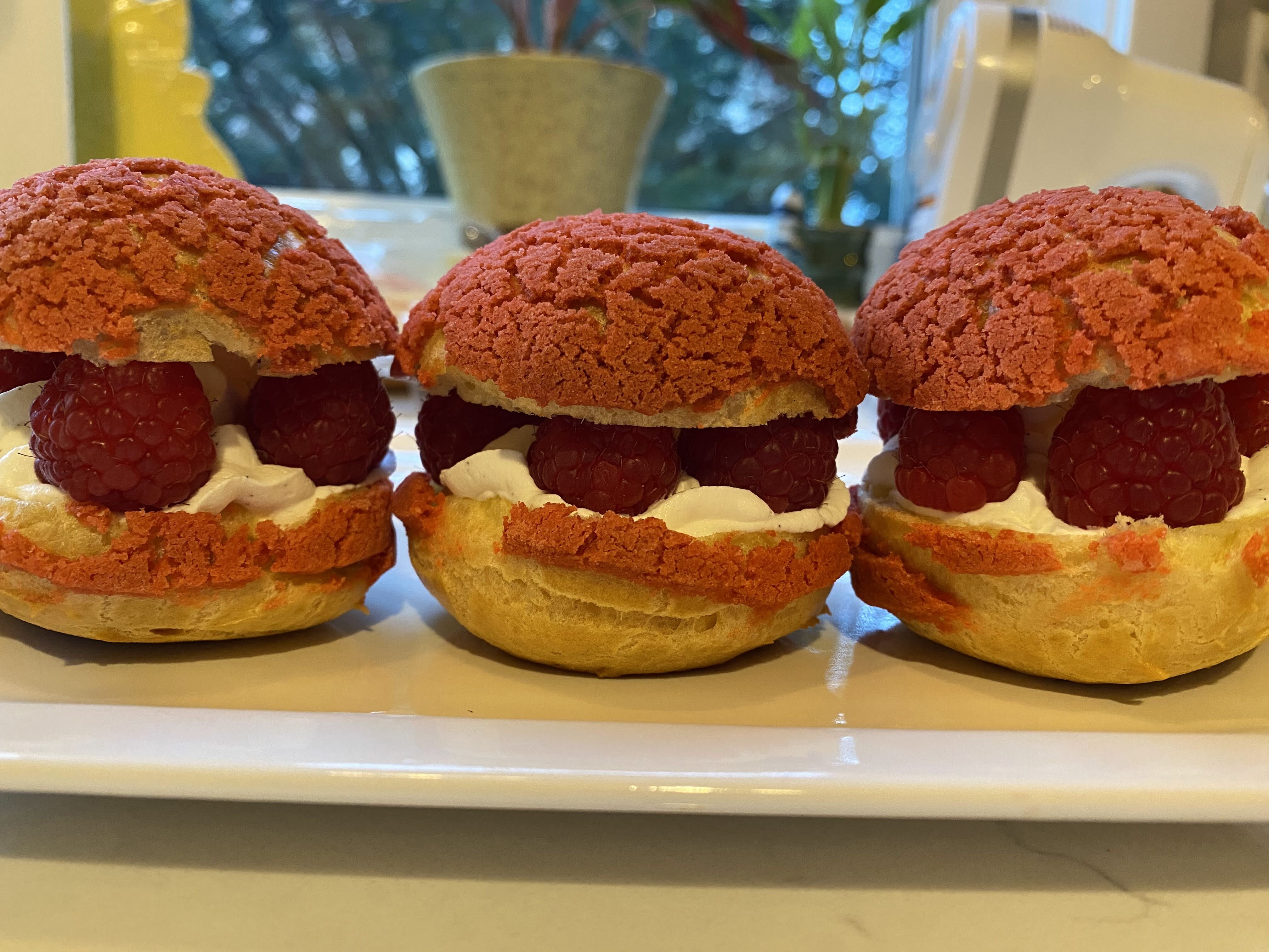 Craquelin Cream Puffs