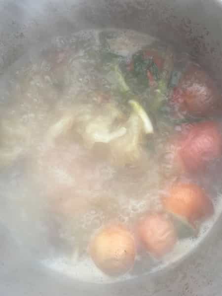 Boiling ramen broth