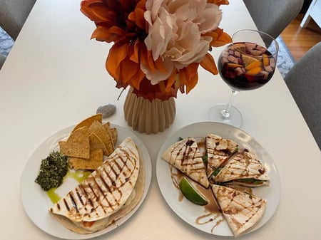 Caprese Tacos