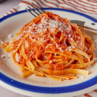 Creamy Tomato Sauce with Fettuccine