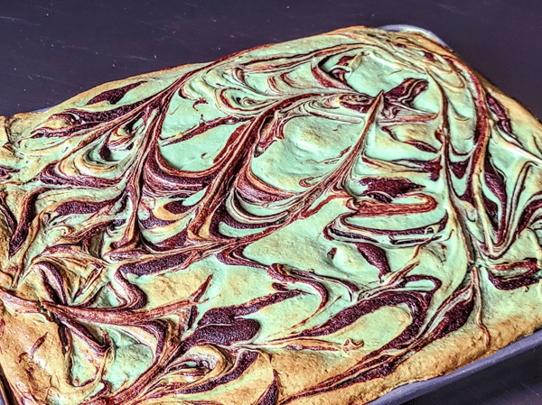 Baked Matcha Cheesecake brownies